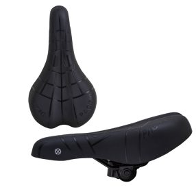 Koliken pókháló mintás gyerek nyereg fekete