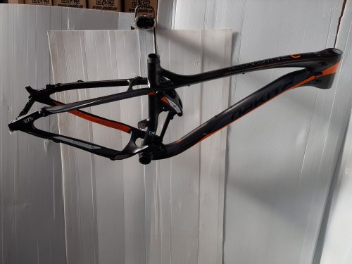 Nakita Engine 27,5 mtb karbon váz 16" vázmérettel fekete-narancs