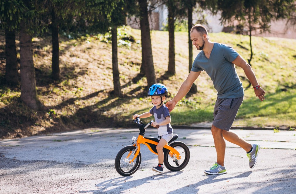 biciklizés gyerekkel - futóbicikli